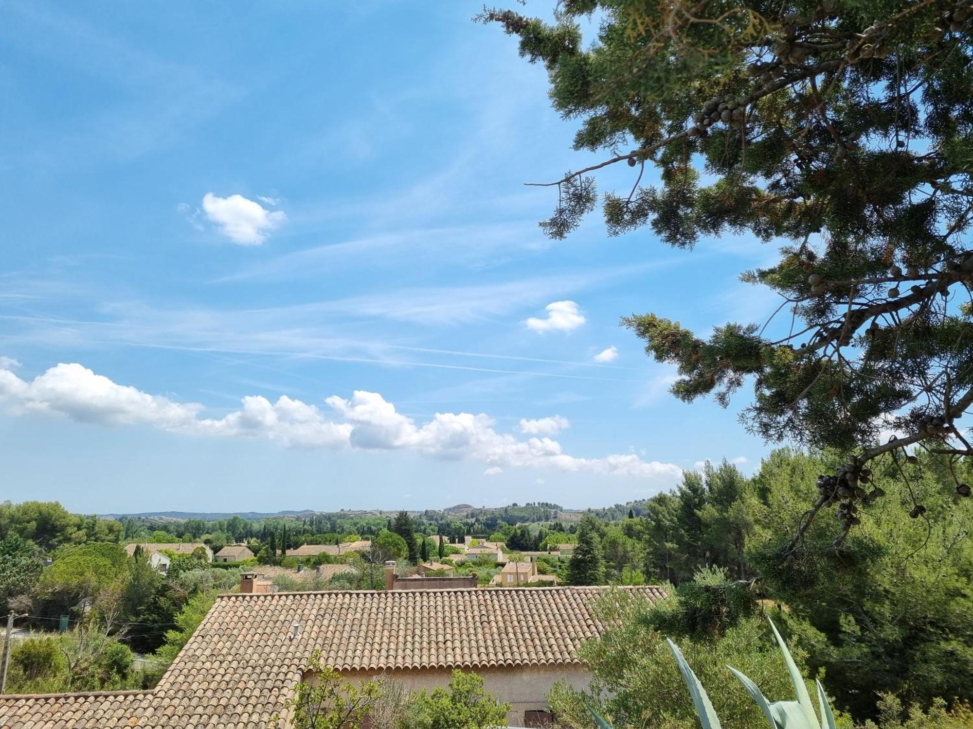 Les Garrigues De La Vallee Des Baux Hotel Paradou Exterior foto