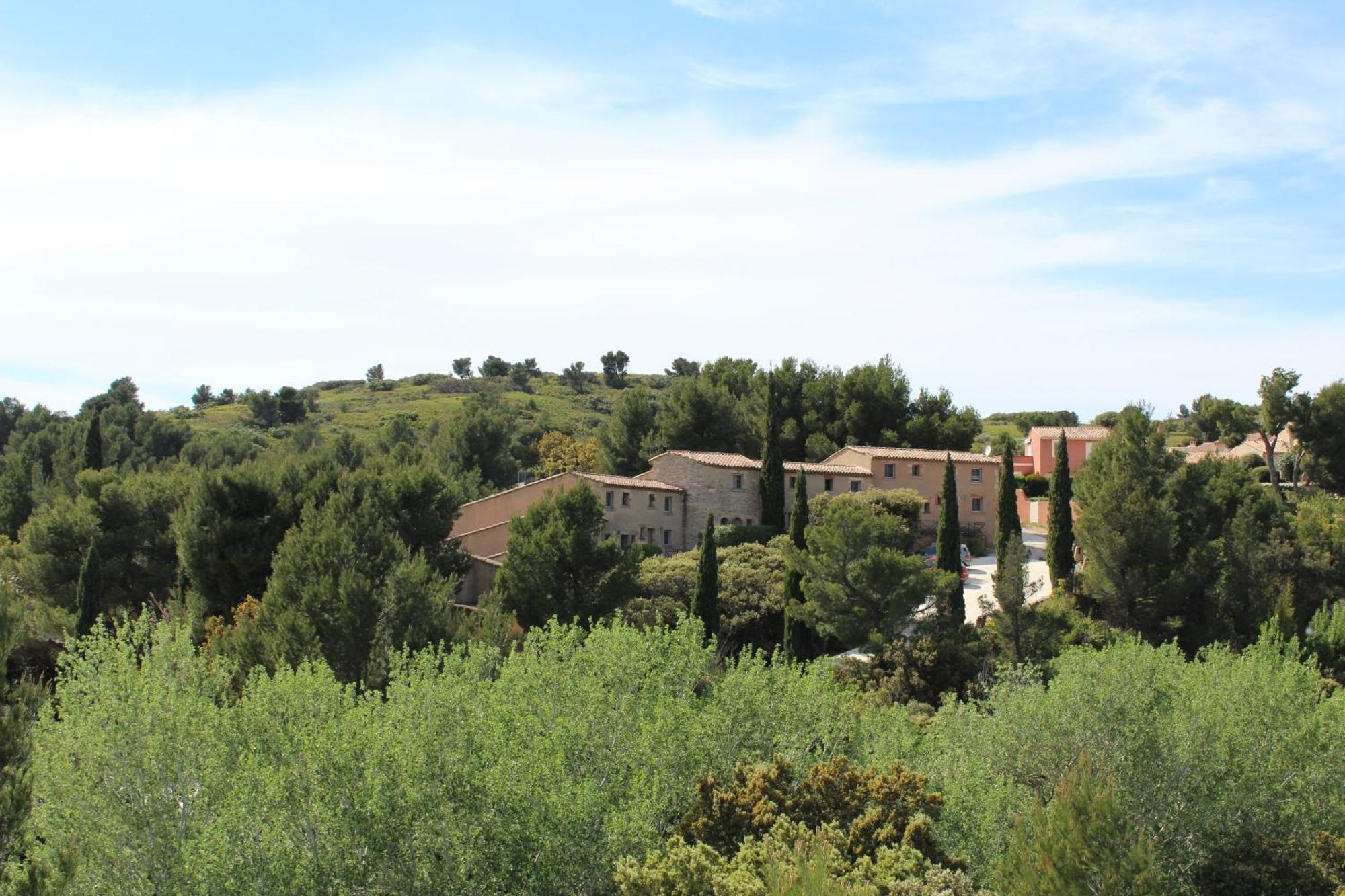 Les Garrigues De La Vallee Des Baux Hotel Paradou Exterior foto